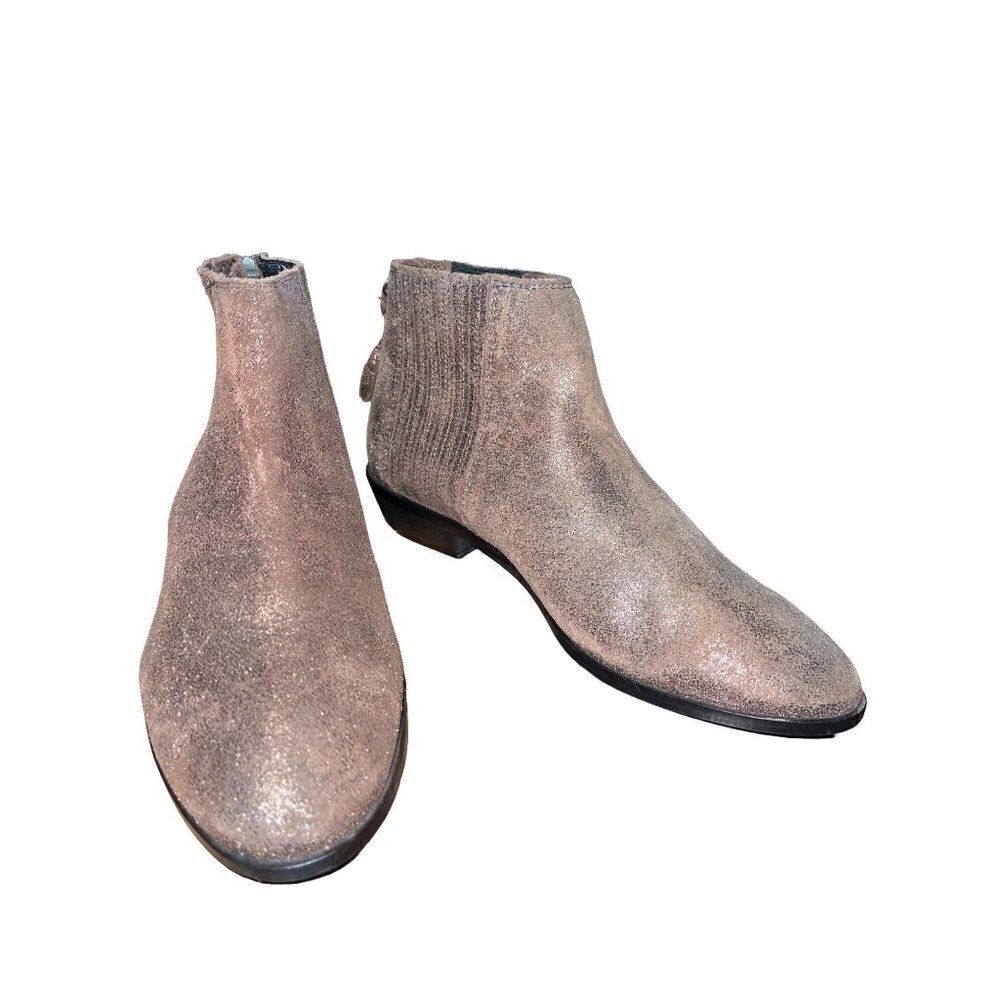 Kenneth Cole Loop-Y Ankle Zip Booties w/ Stacked heel  Size 8 - Picture 6 of 15